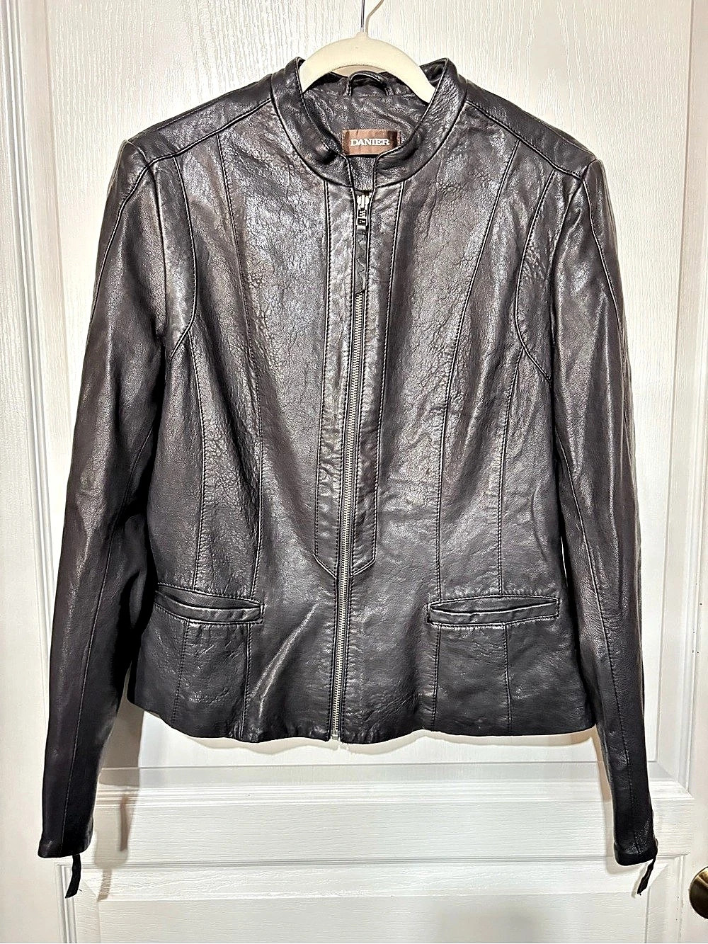 Danier Leather Moto Jacket Size Medium